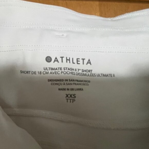 Athleta Stash 7" Shorts - Picture 4 of 5